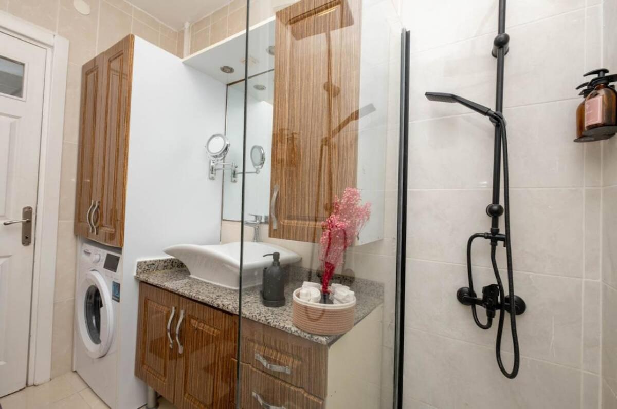 Bosphorus View With 3 Bedrooms *